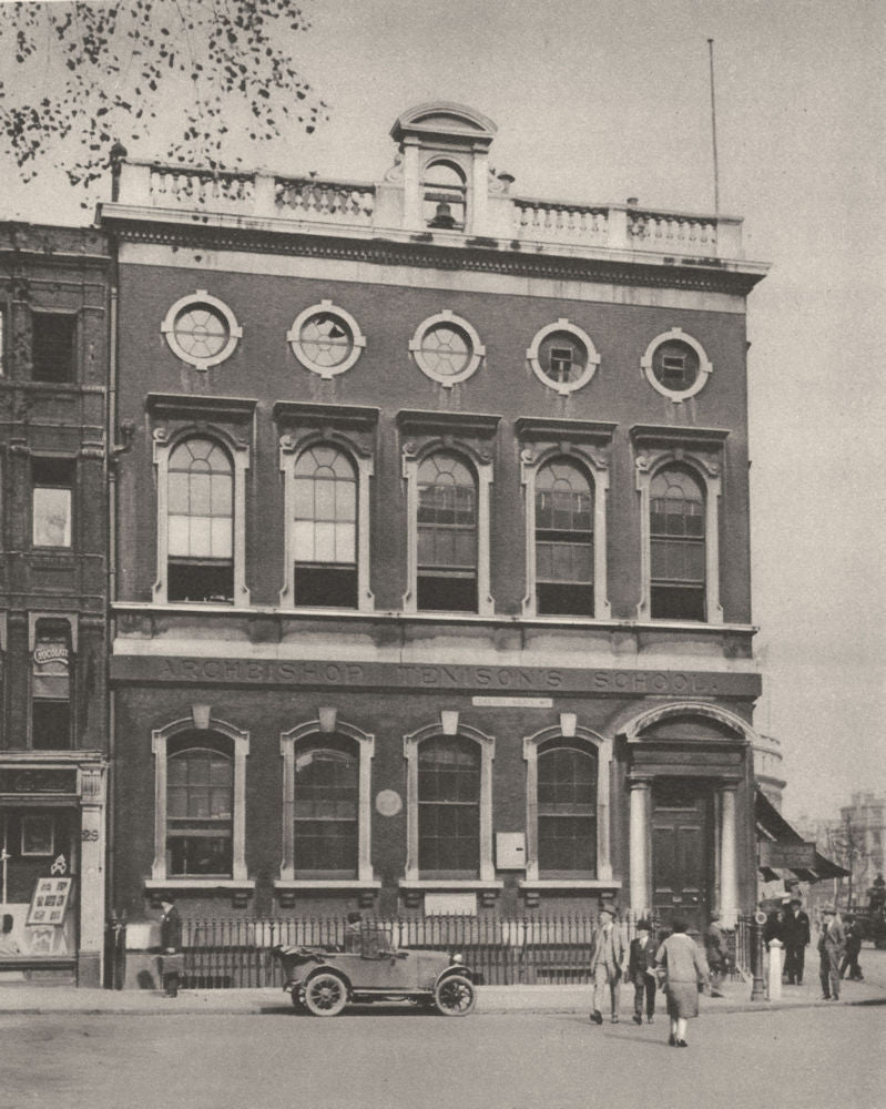 LONDON. School in Leicester Square on the site of Hogarth's House 1926 print